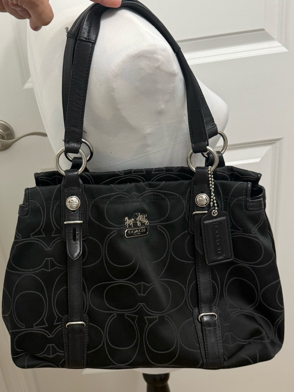 Coach Mia Op Art Signature Carryall Bag/Tote - Picture 2 of 12